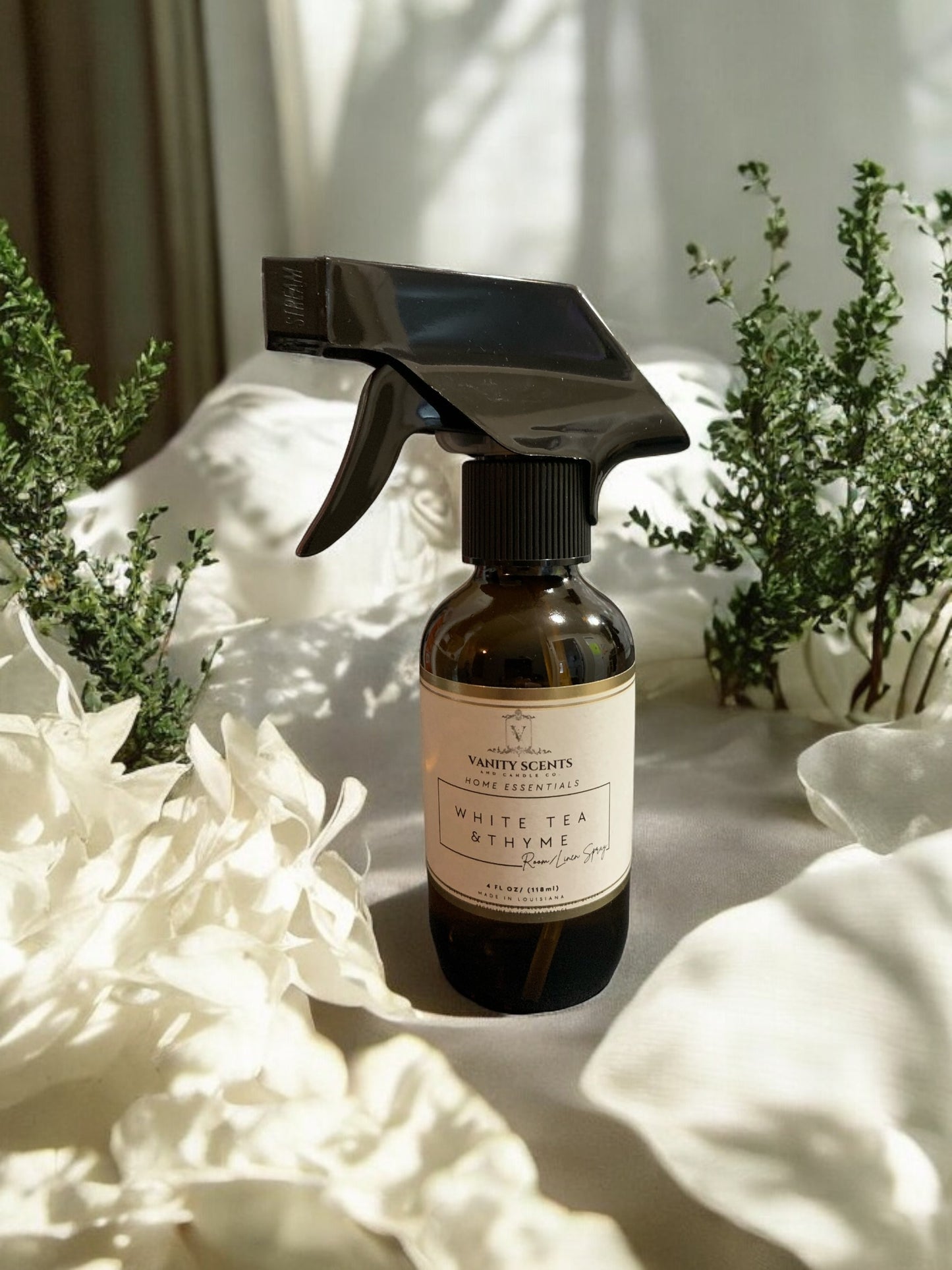 White Tea and Thyme Room & Linen Spray- 4 oz.
